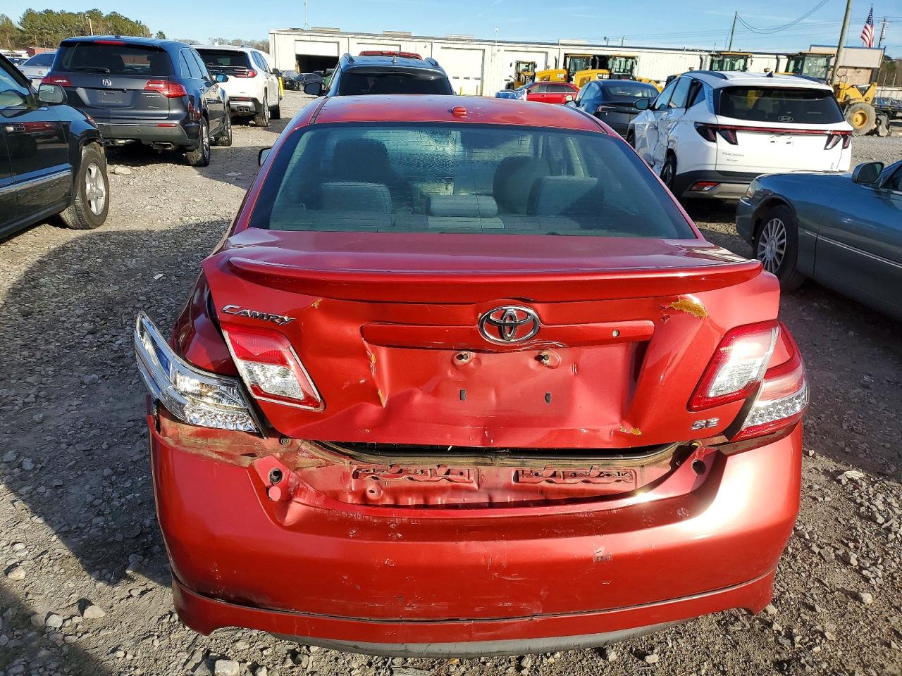 2011 TOYOTA CAMRY BASE photo 6