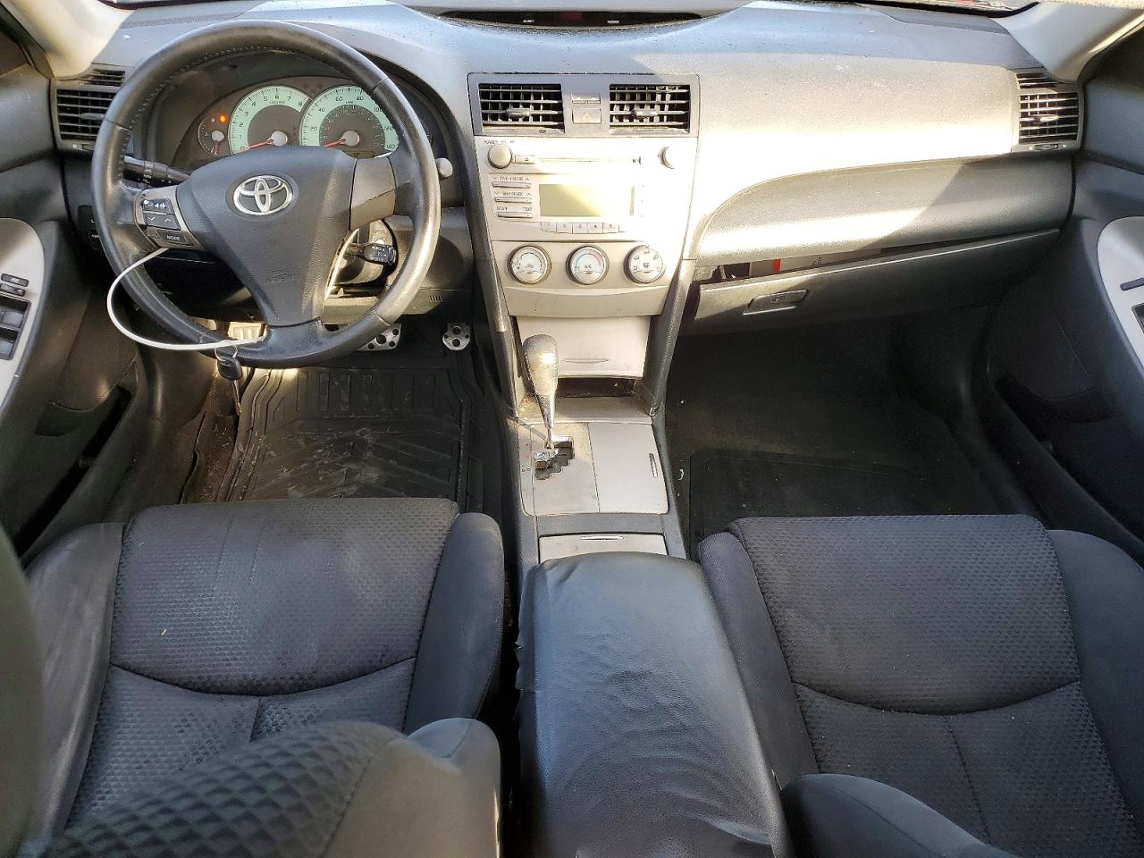 2011 TOYOTA CAMRY BASE photo 8