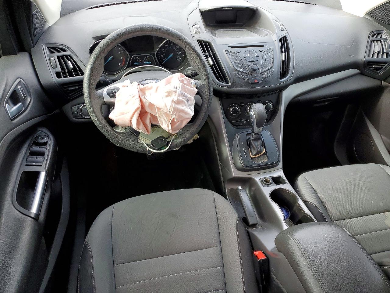 2015 FORD ESCAPE SE photo 8