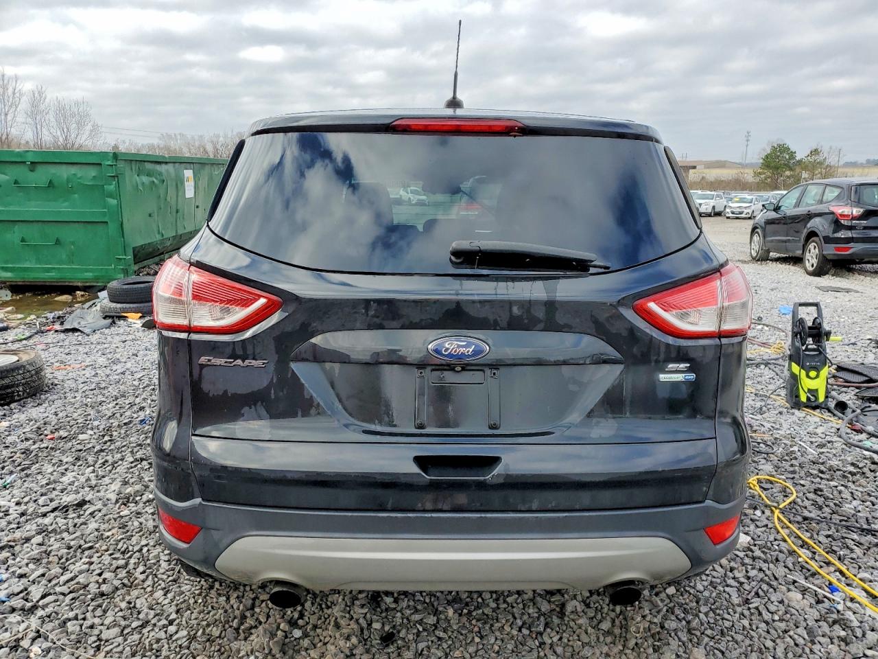2015 FORD ESCAPE SE photo 6
