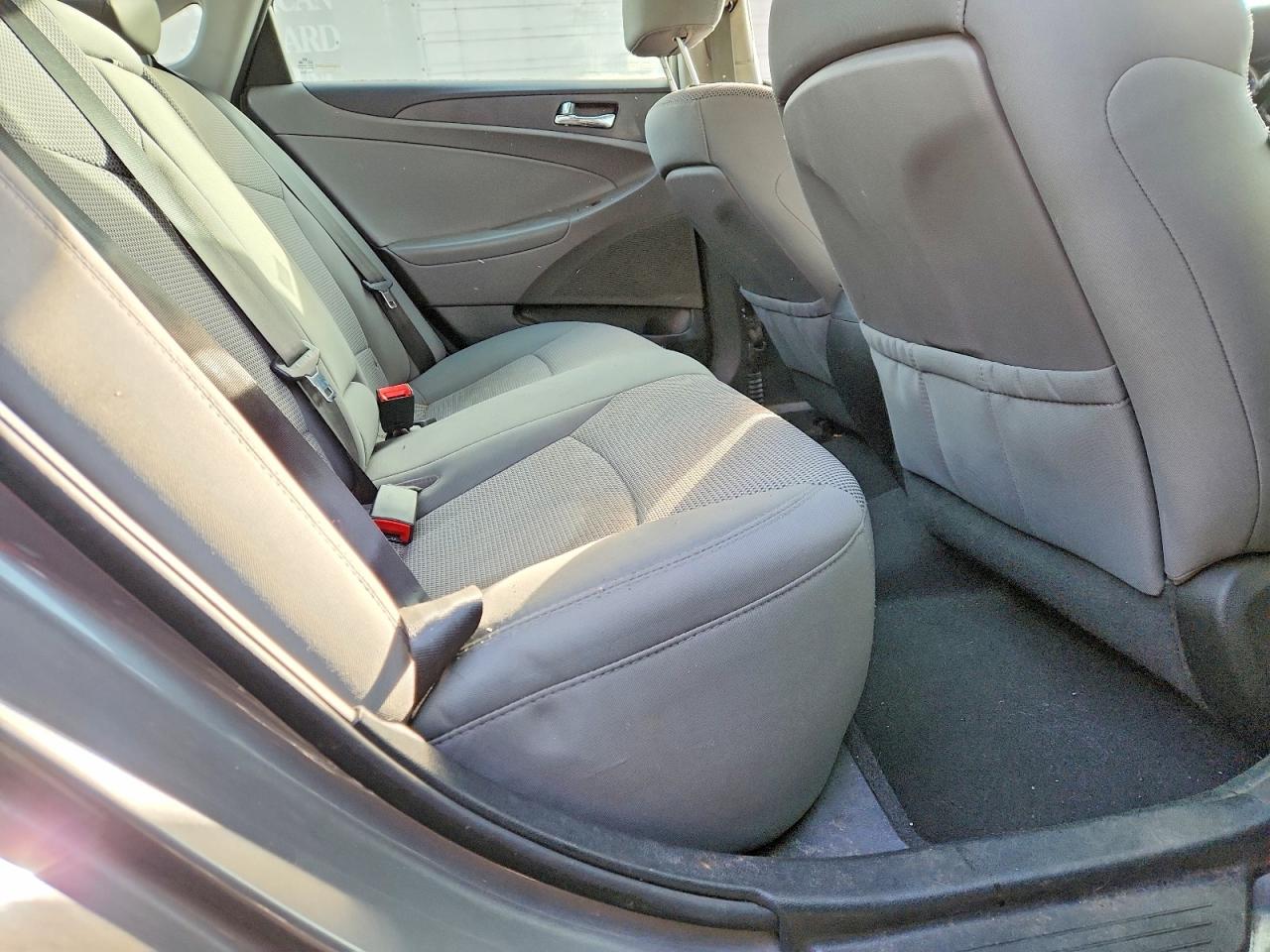 2014 HYUNDAI SONATA GLS photo 10