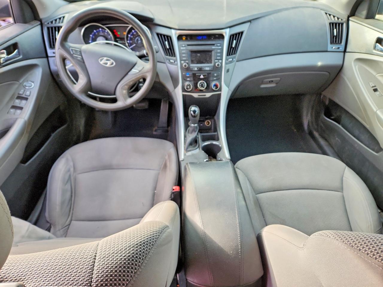 2014 HYUNDAI SONATA GLS photo 8