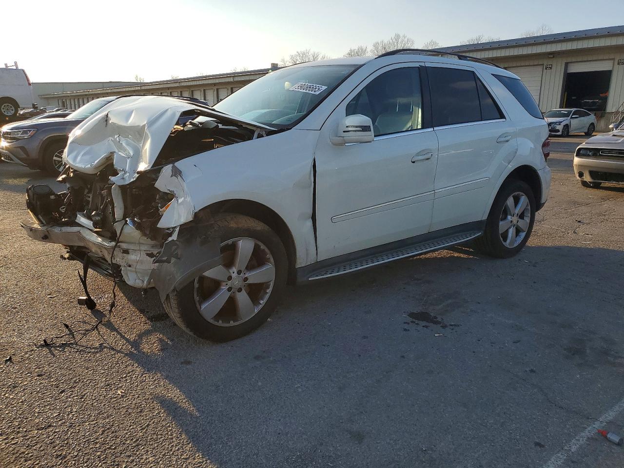 2011 MERCEDES-BENZ ML