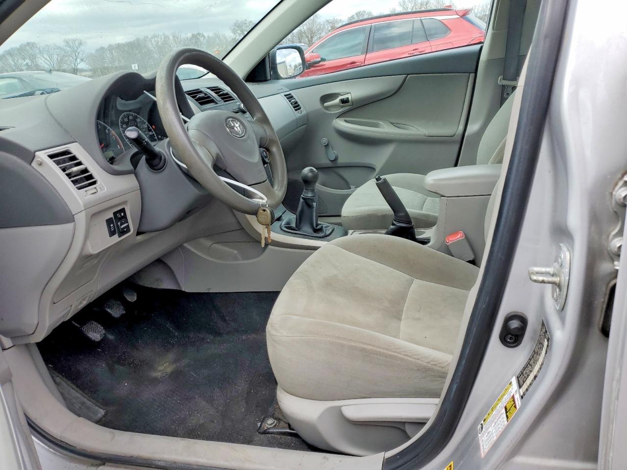 2010 TOYOTA COROLLA BASE photo 19
