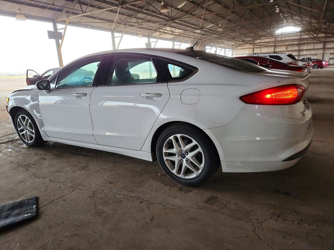 2016 FORD FUSION SE photo 3
