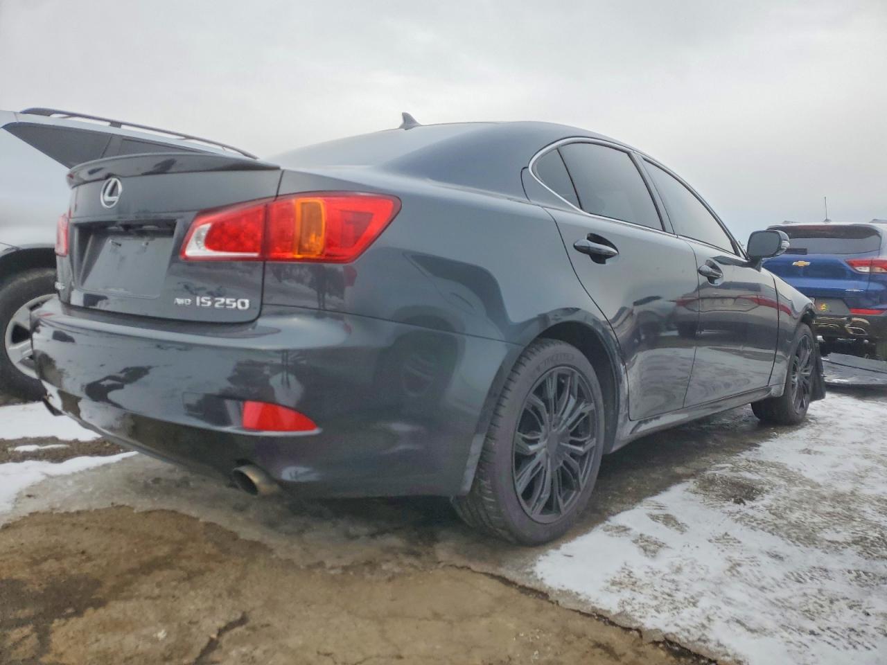 2009 LEXUS IS 250 photo 3