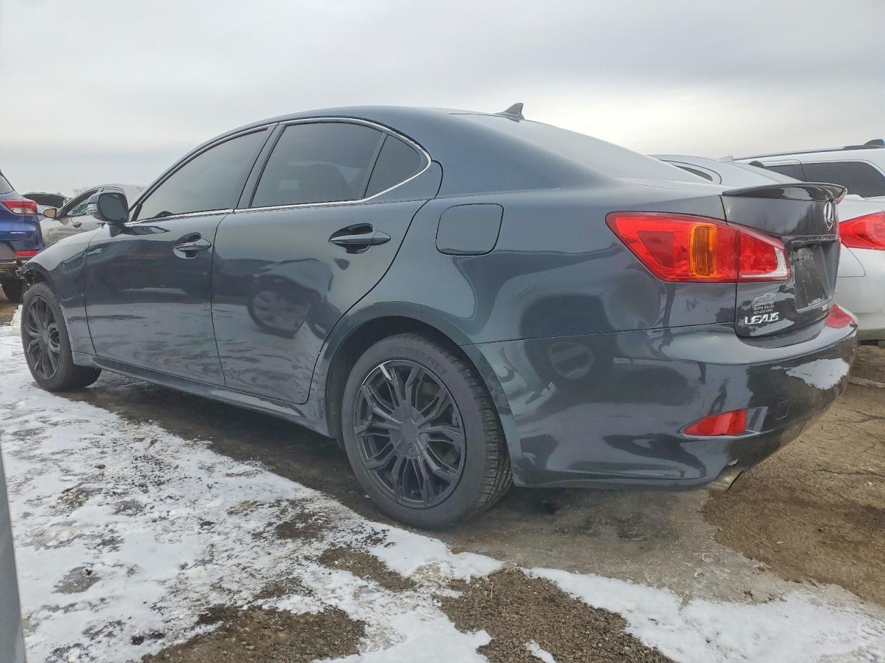 2009 LEXUS IS 250 photo 2