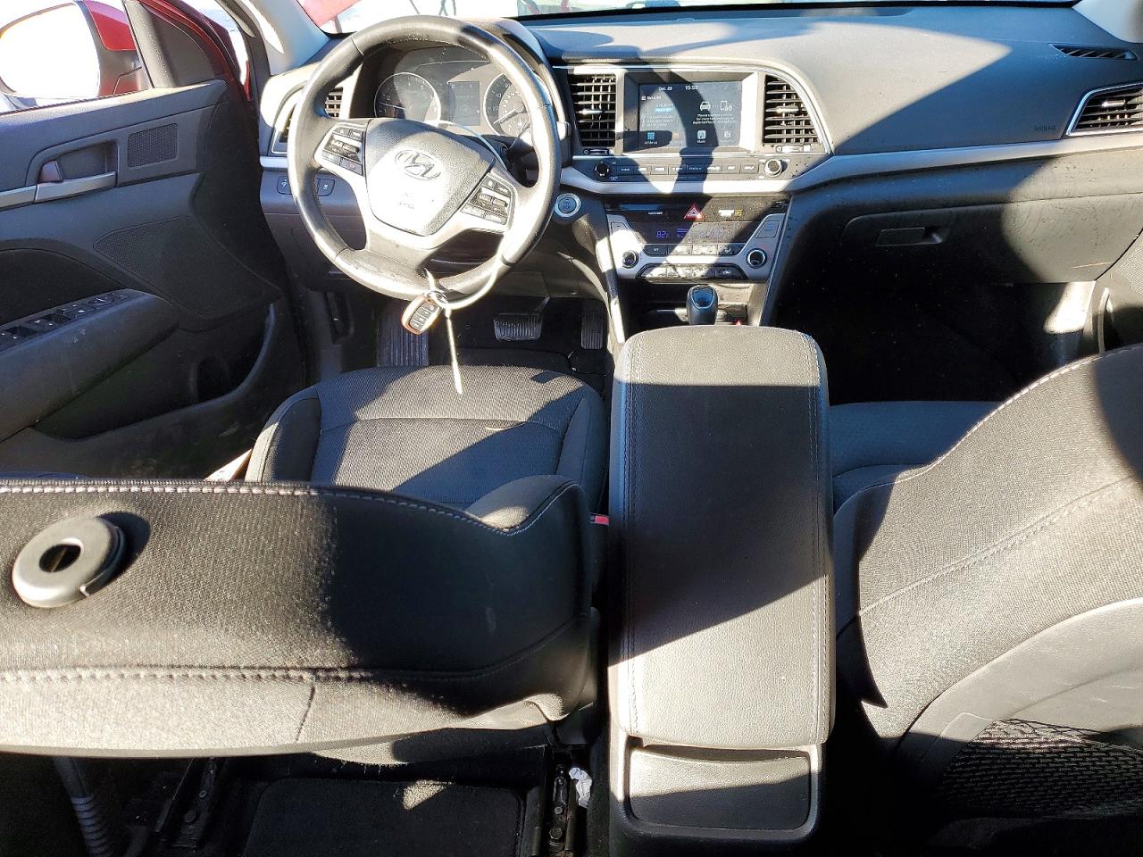 2017 HYUNDAI ELANTRA SE photo 8
