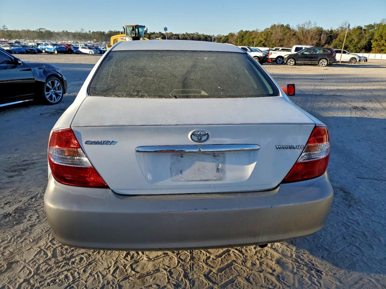 2003 TOYOTA CAMRY LE photo 11