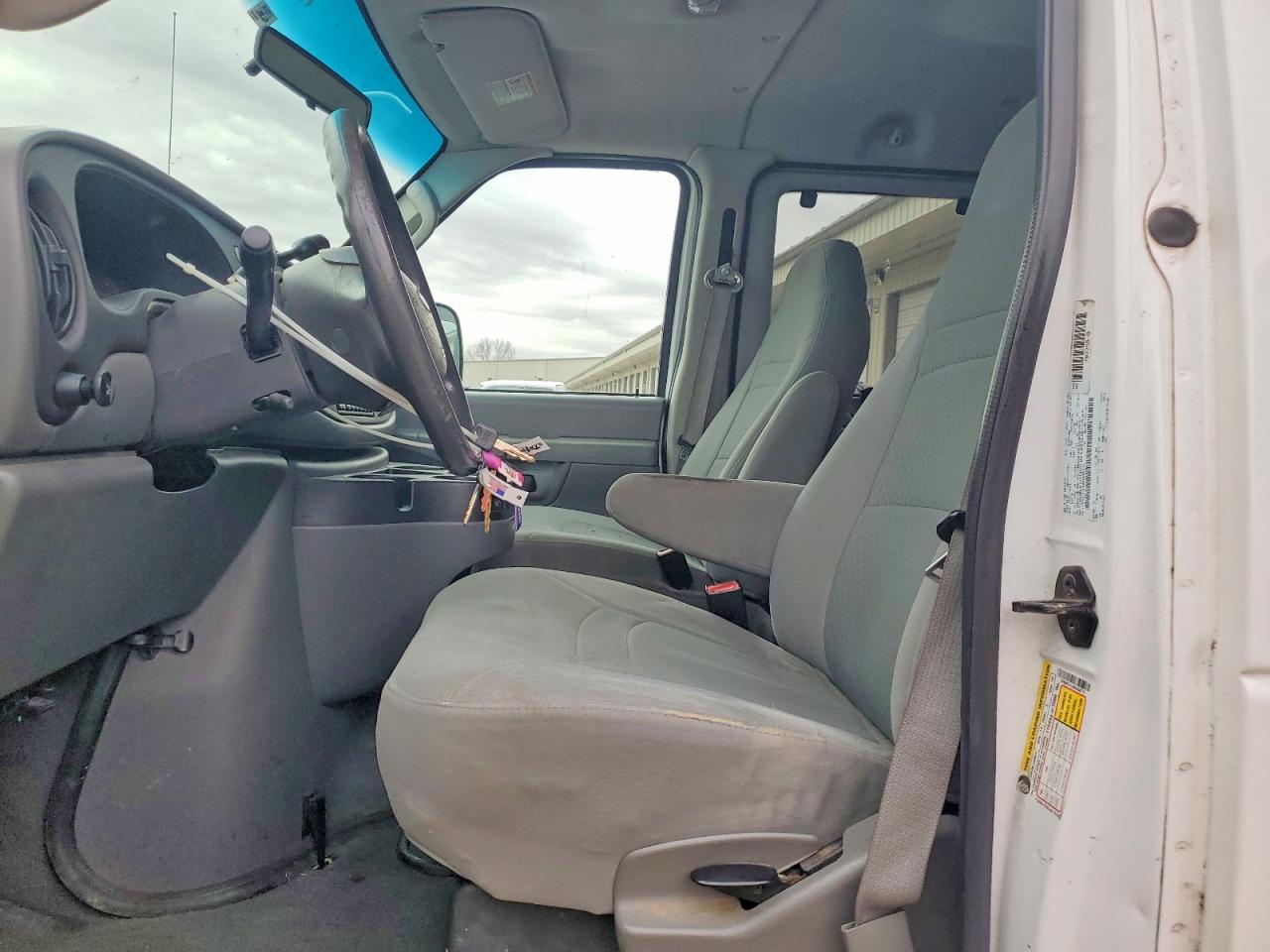 2008 FORD ECONOLINE E350 SUPER DUTY WAGON photo 7