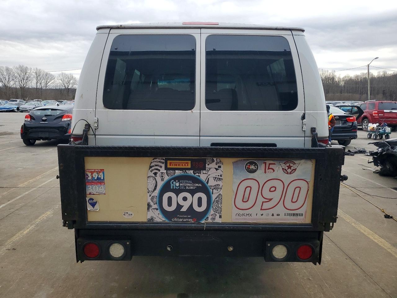 2008 FORD ECONOLINE E350 SUPER DUTY WAGON photo 6