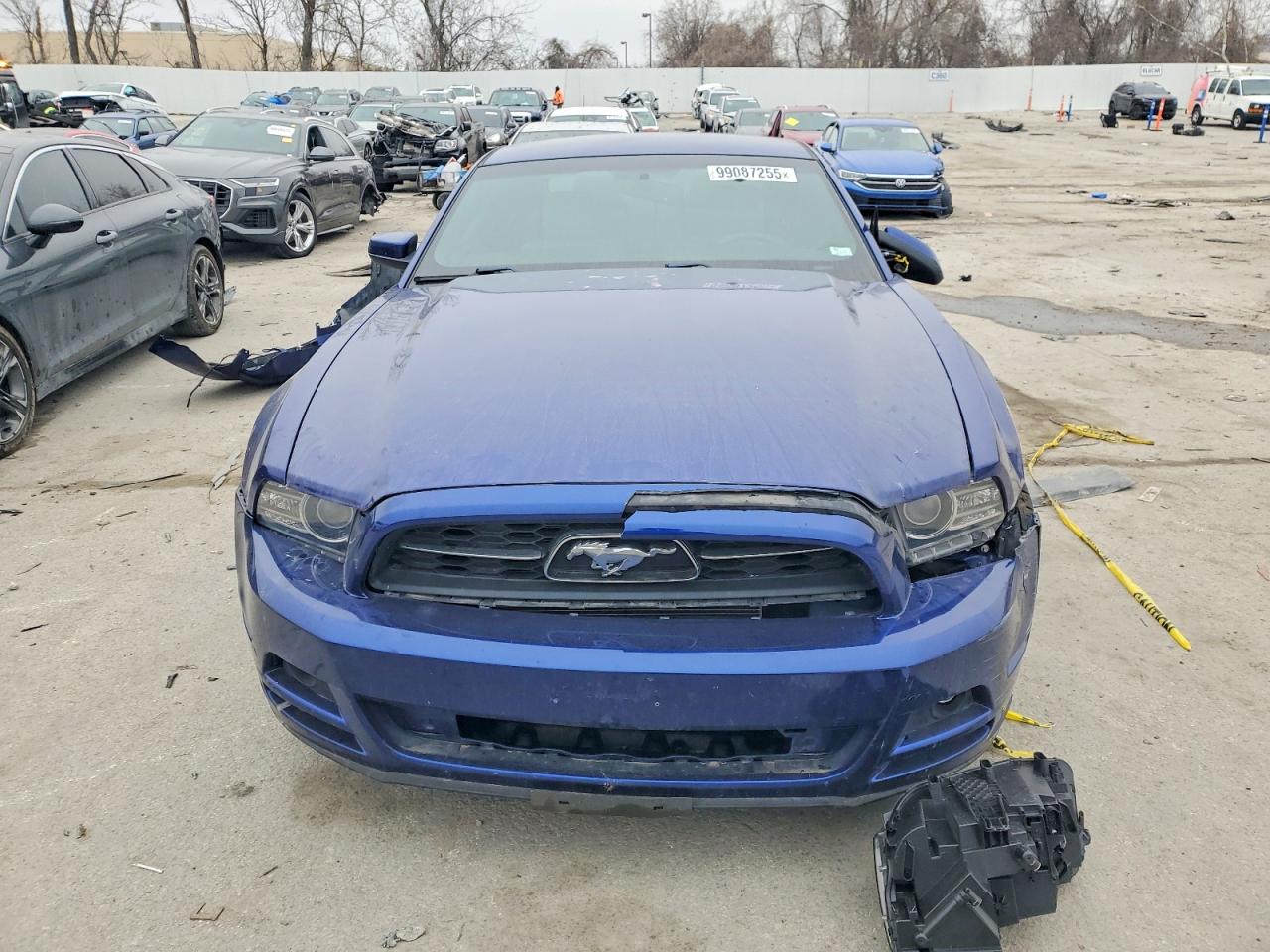 2014 FORD MUSTANG photo 5