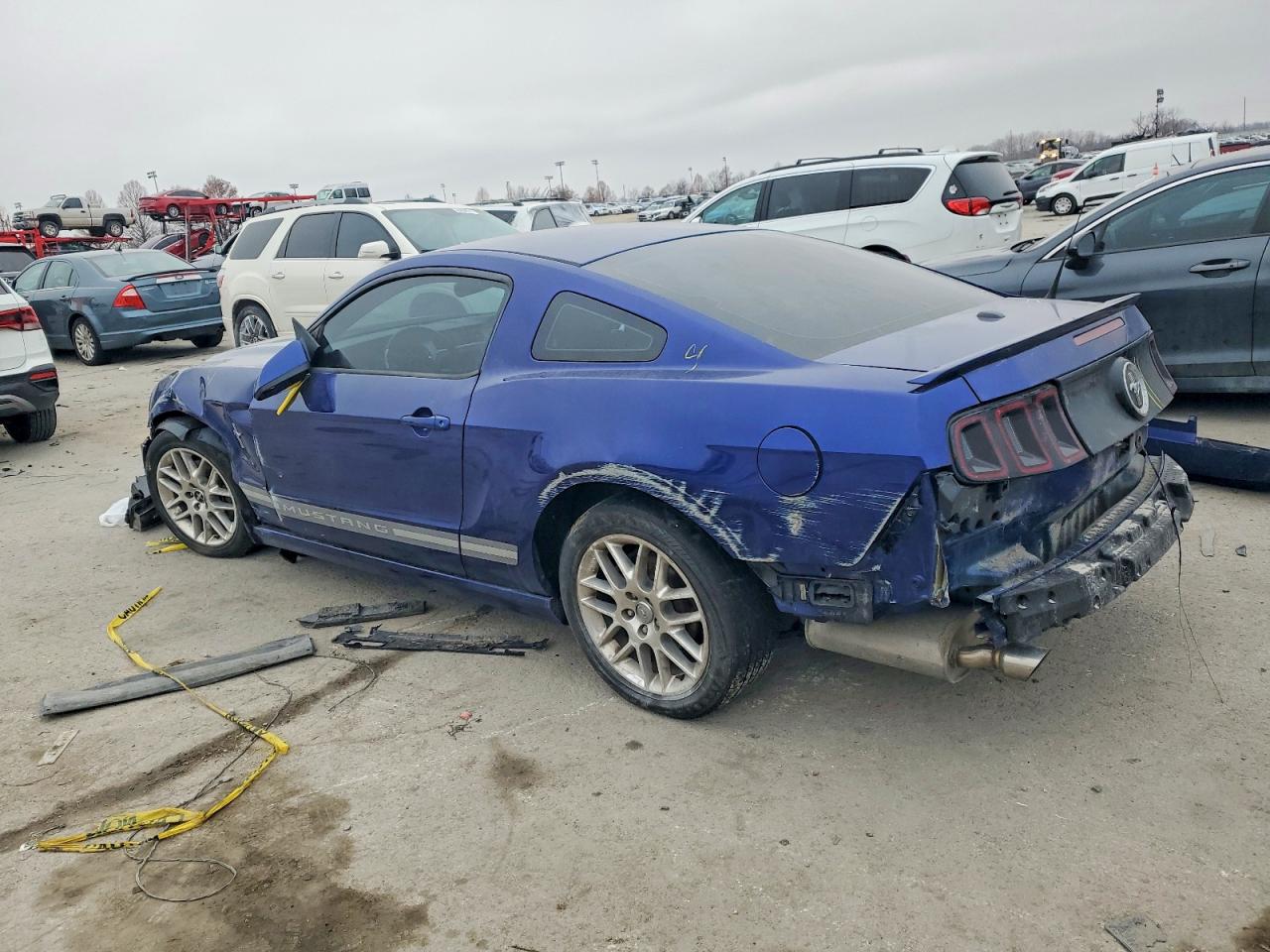 2014 FORD MUSTANG photo 2