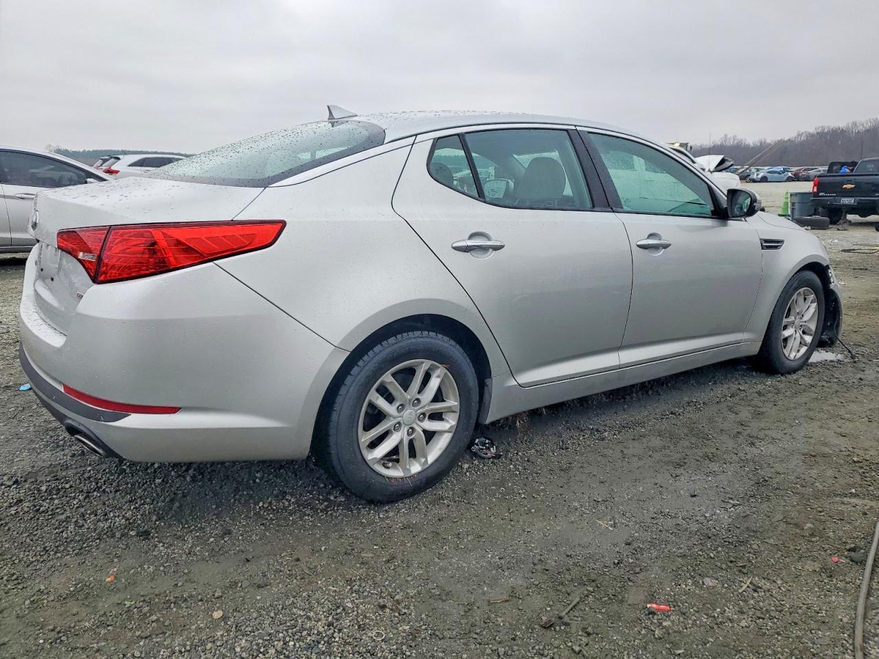 2013 KIA OPTIMA LX photo 3