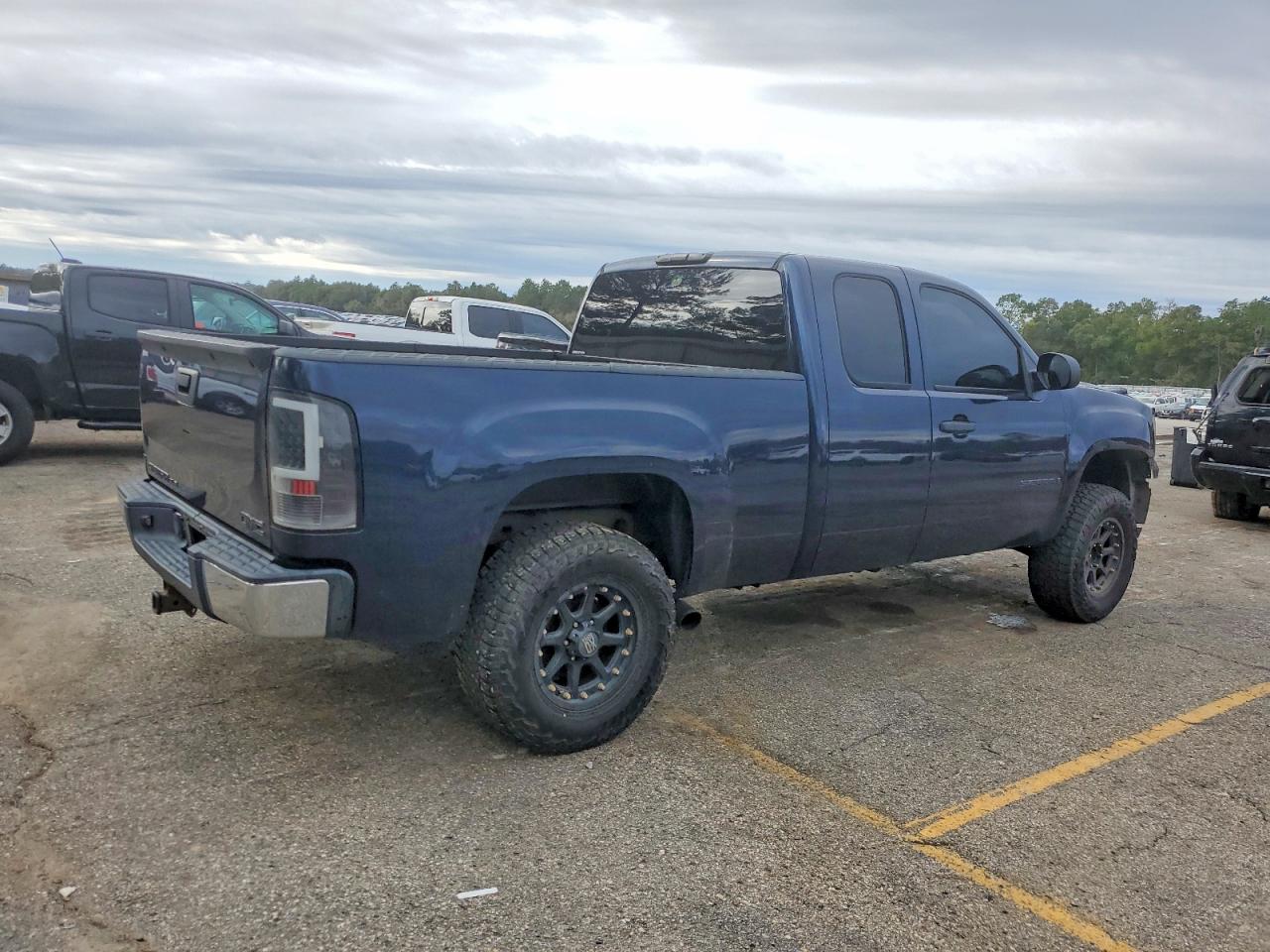 2007 GMC NEW SIERRA C1500 photo 5