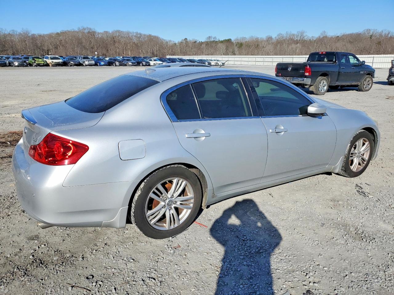 2012 INFINITI G37 BASE photo 3