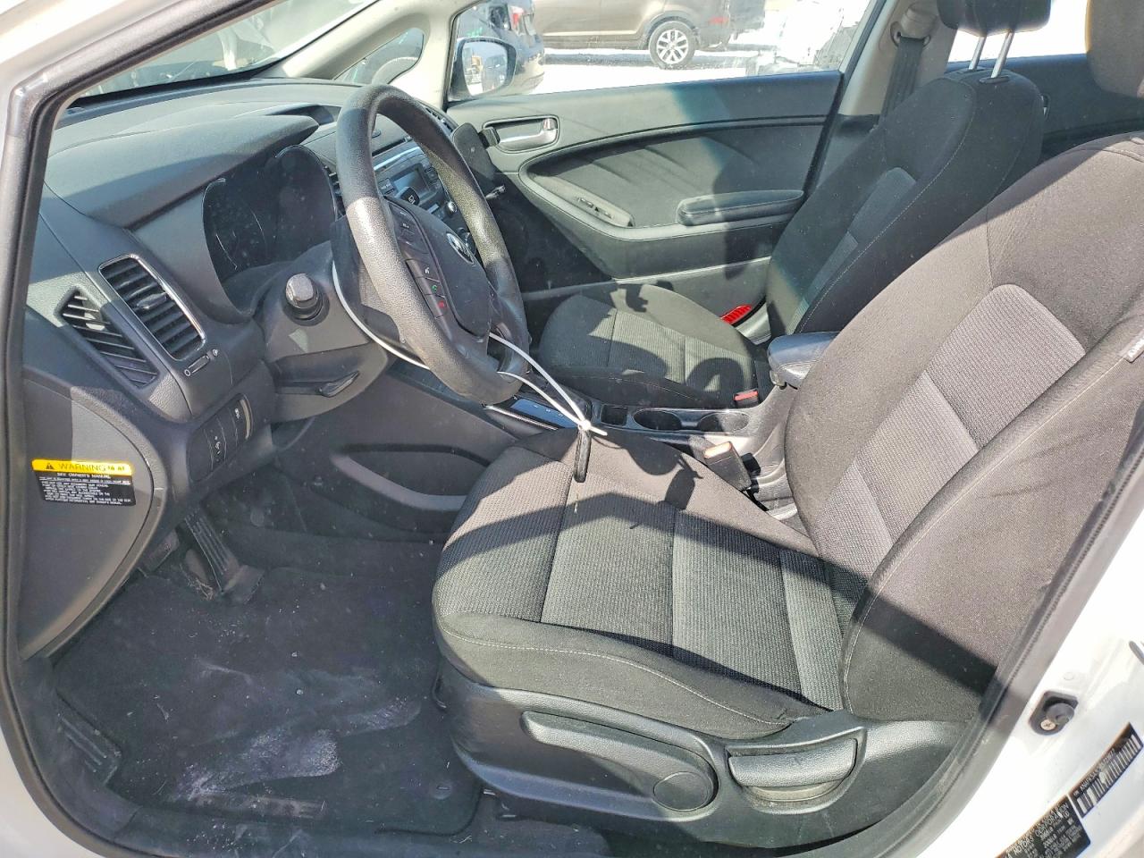 2017 KIA FORTE LX photo 7