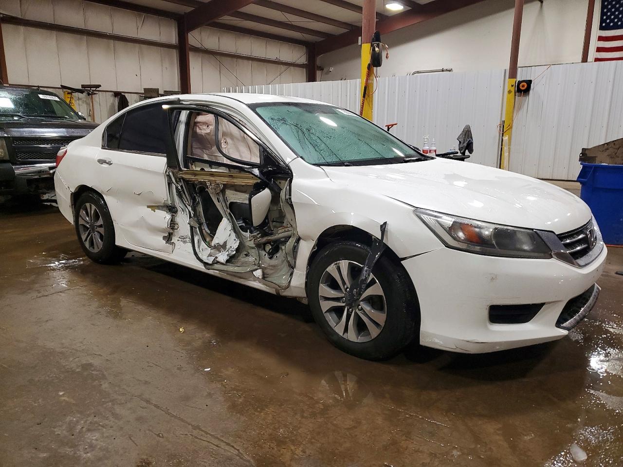 2013 HONDA ACCORD LX photo 4