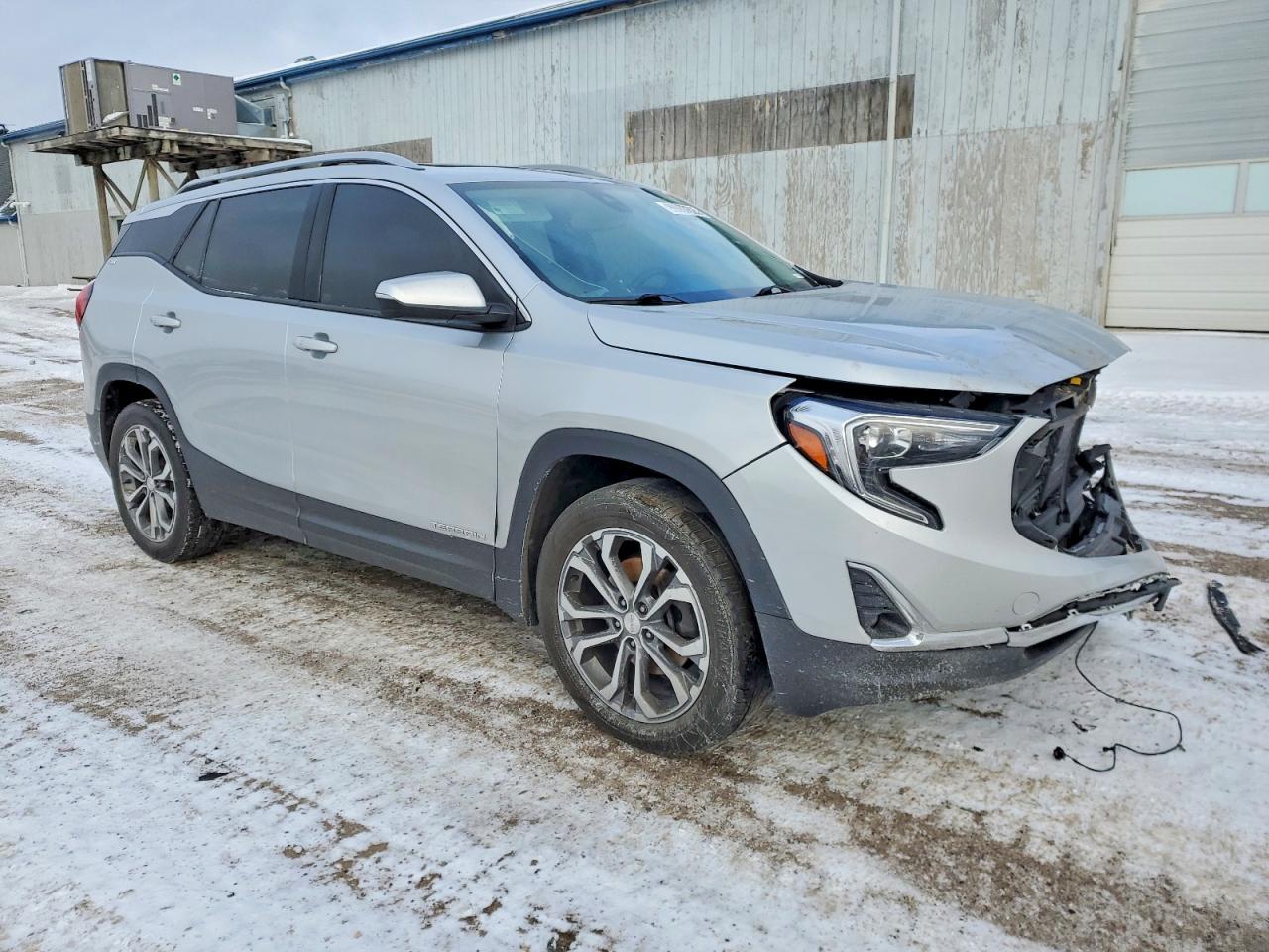 2020 GMC TERRAIN SLT photo 4