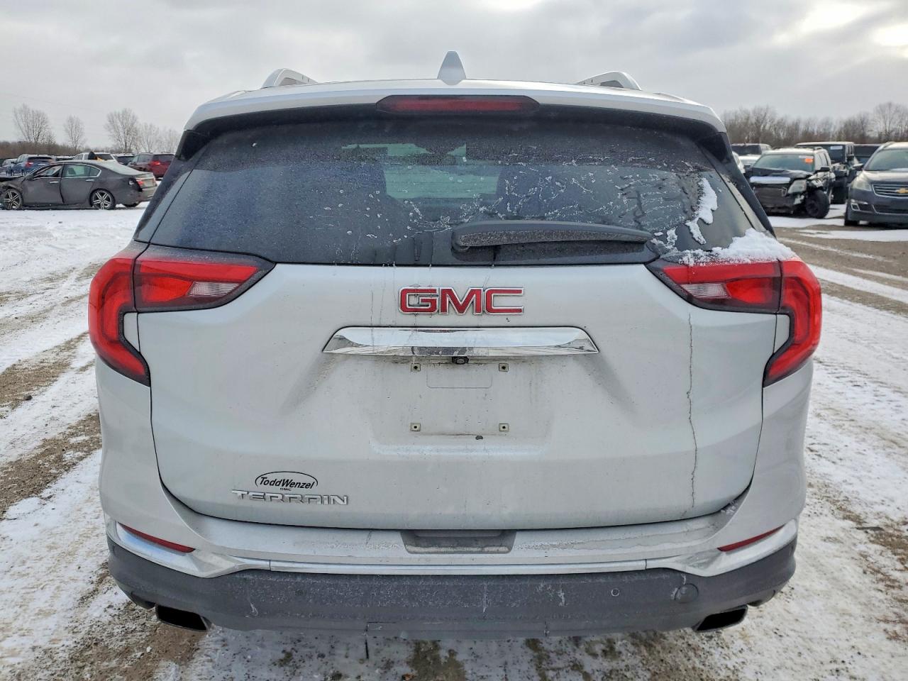 2020 GMC TERRAIN SLT photo 6