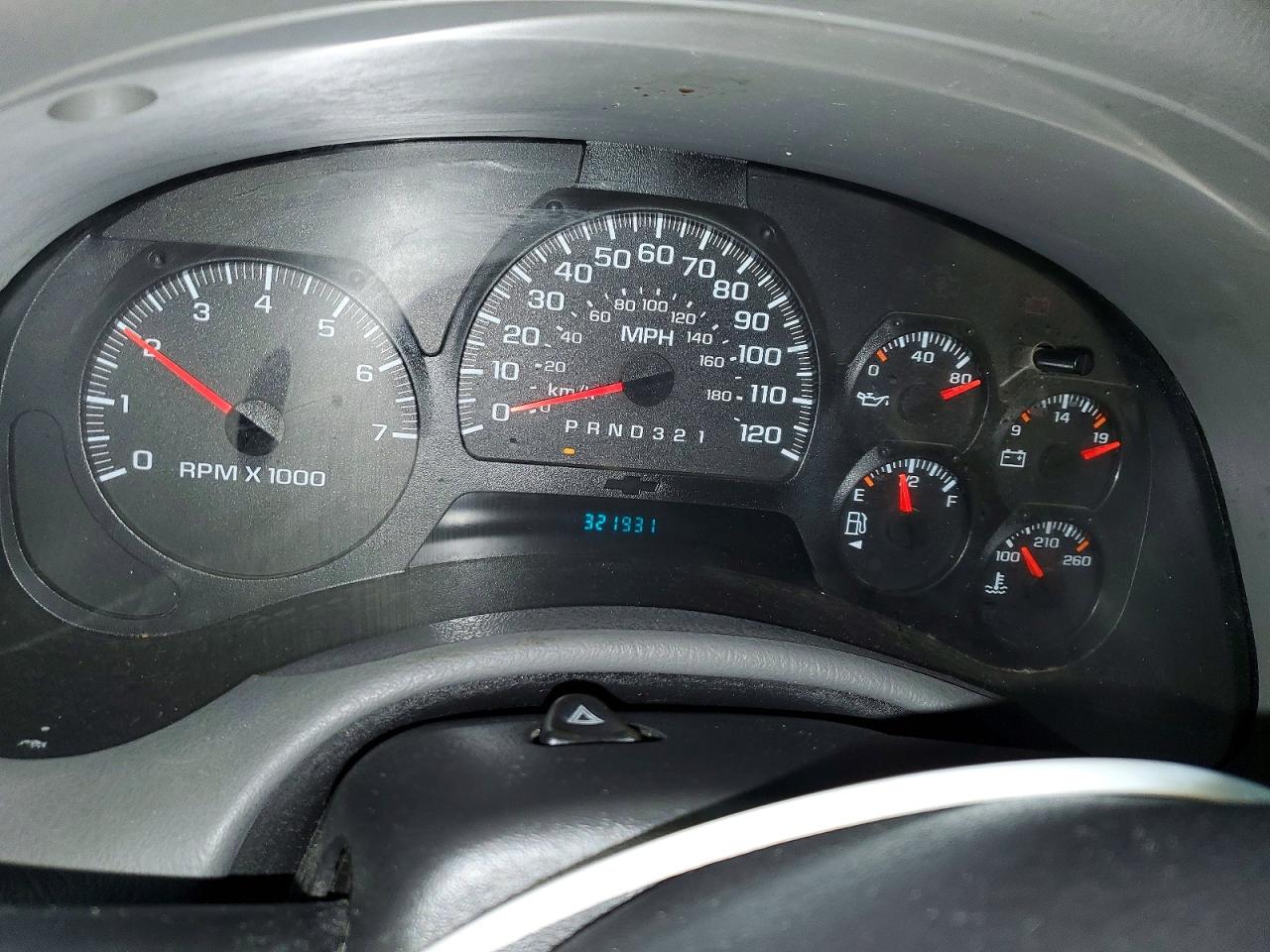 2004 CHEVROLET TRAILBLAZER LS photo 9