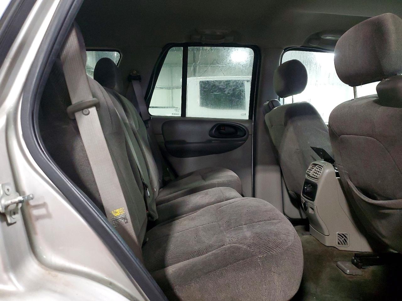 2004 CHEVROLET TRAILBLAZER LS photo 11