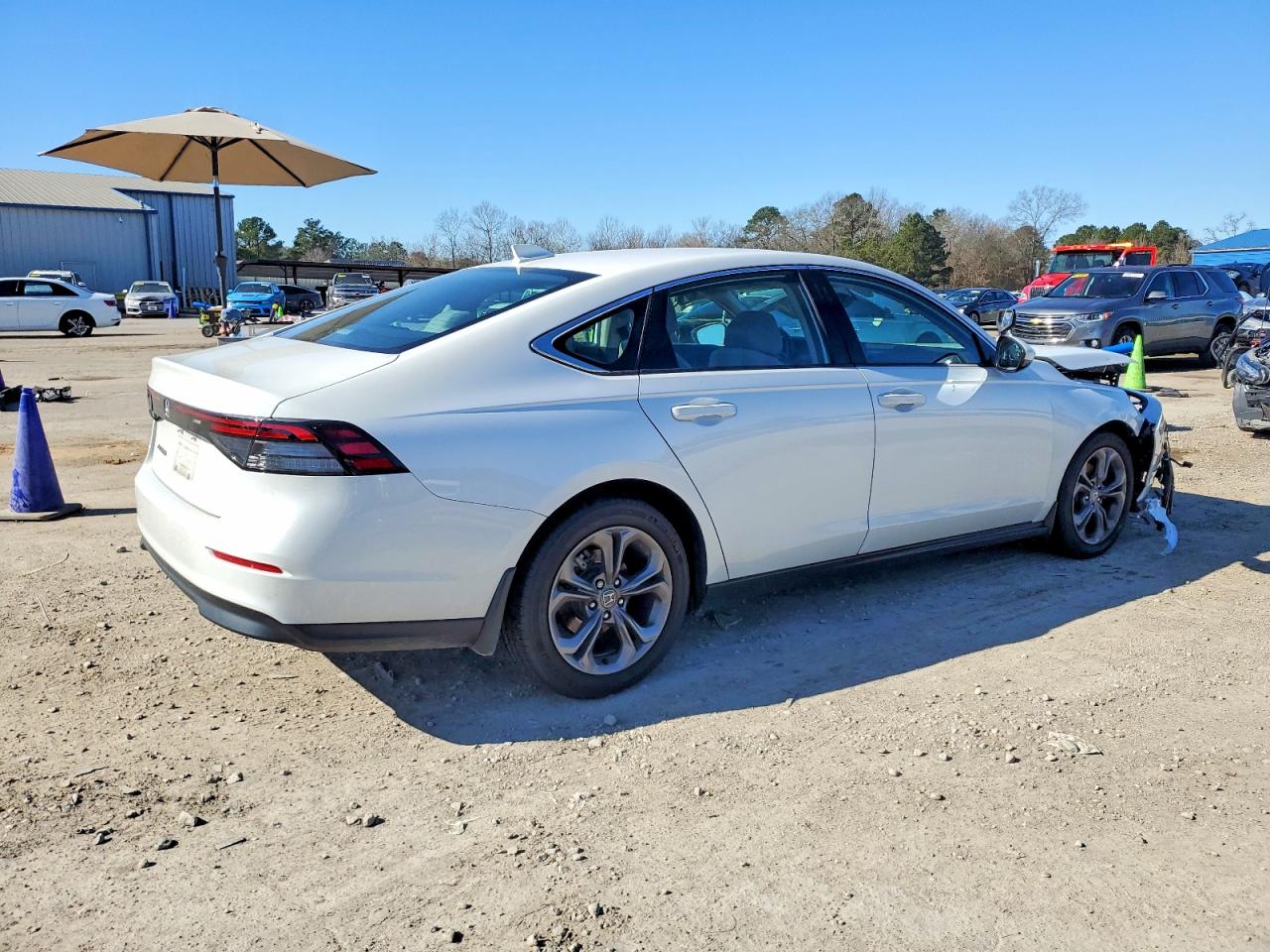 2024 HONDA ACCORD EX photo 5