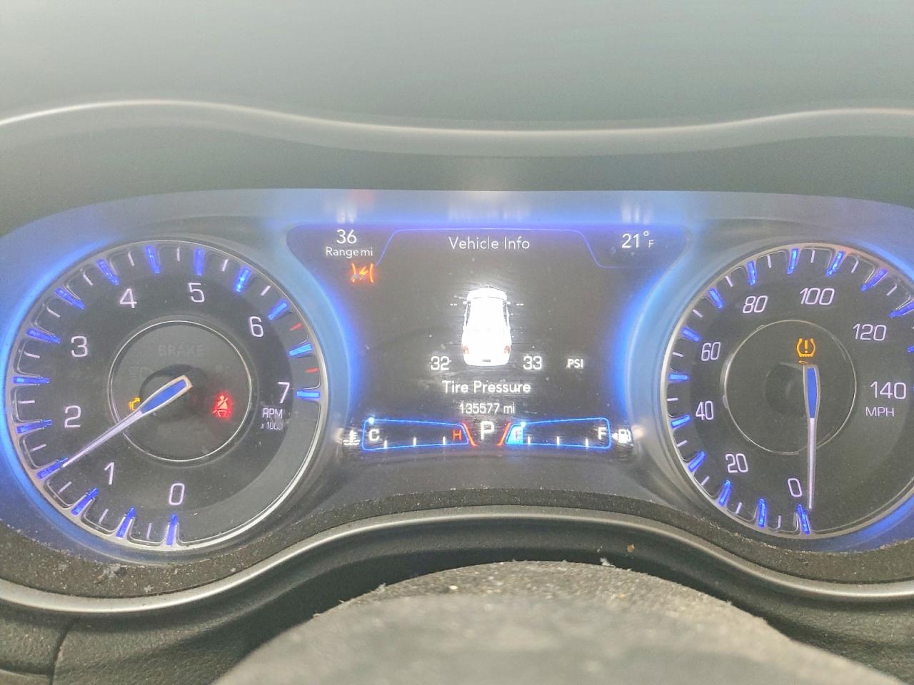 2018 CHRYSLER 300 LIMITED photo 9