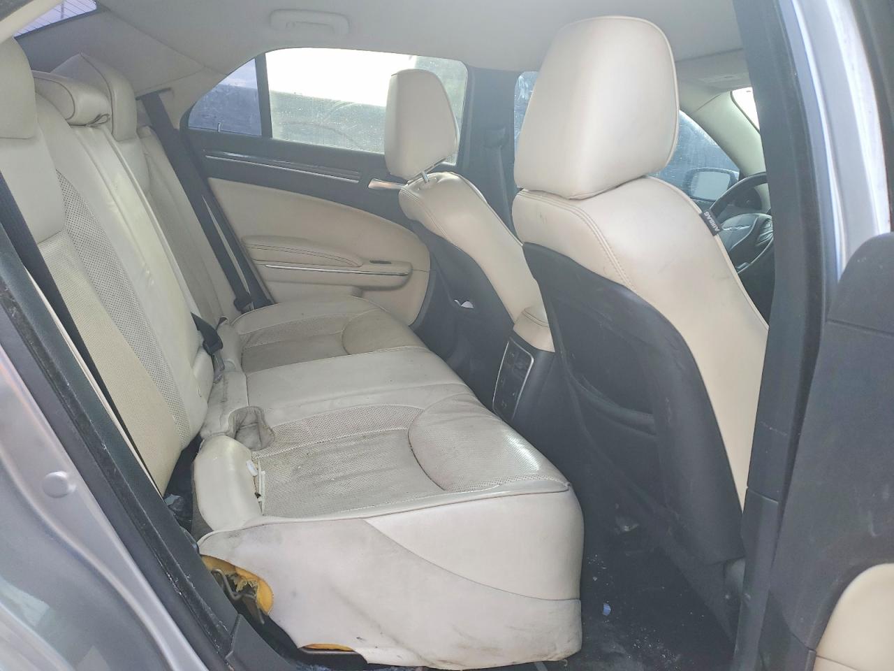 2018 CHRYSLER 300 LIMITED photo 10