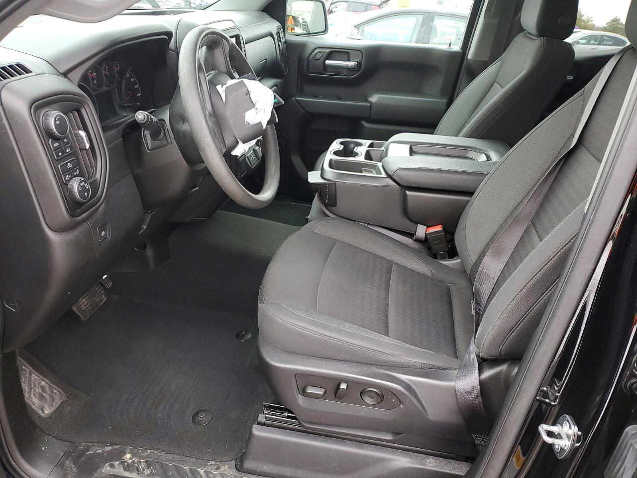 2023 CHEVROLET SILVERADO K1500 CUSTOM photo 7