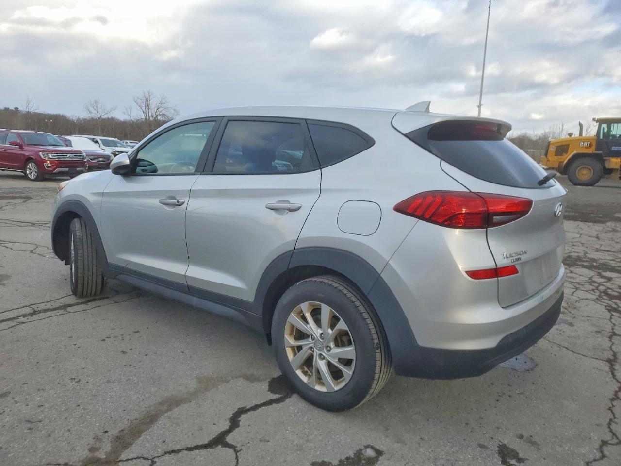 2019 HYUNDAI TUCSON SE photo 2