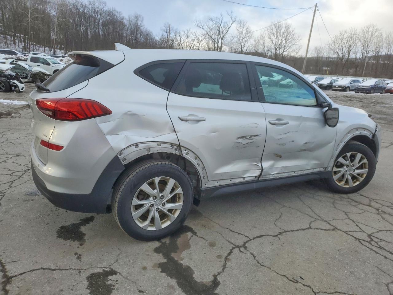 2019 HYUNDAI TUCSON SE photo 3