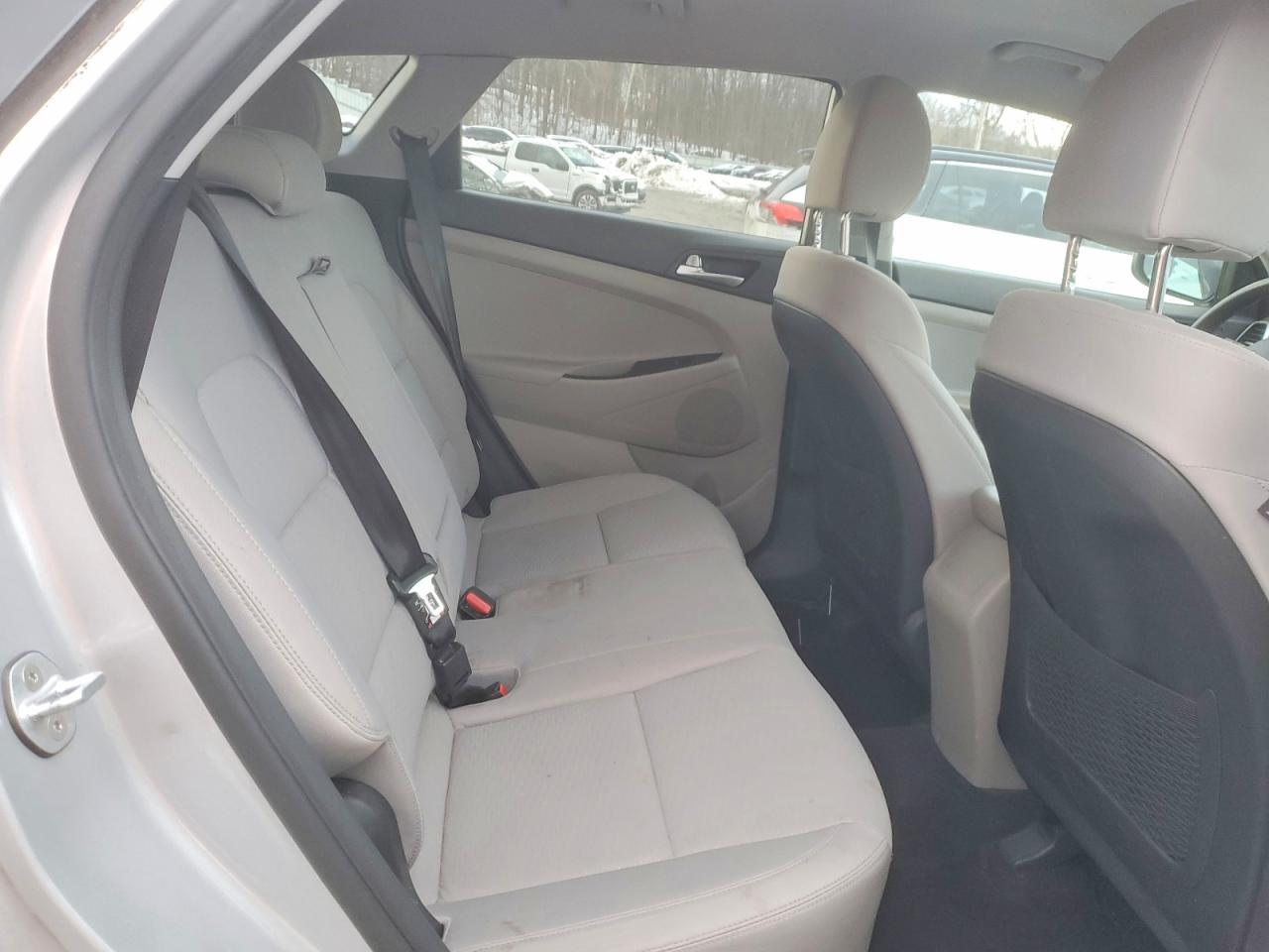 2019 HYUNDAI TUCSON SE photo 11