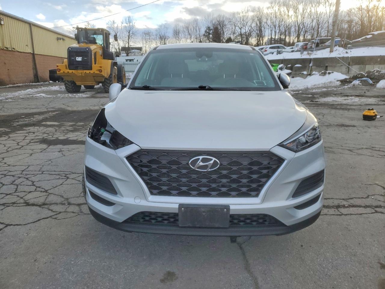 2019 HYUNDAI TUCSON SE photo 5