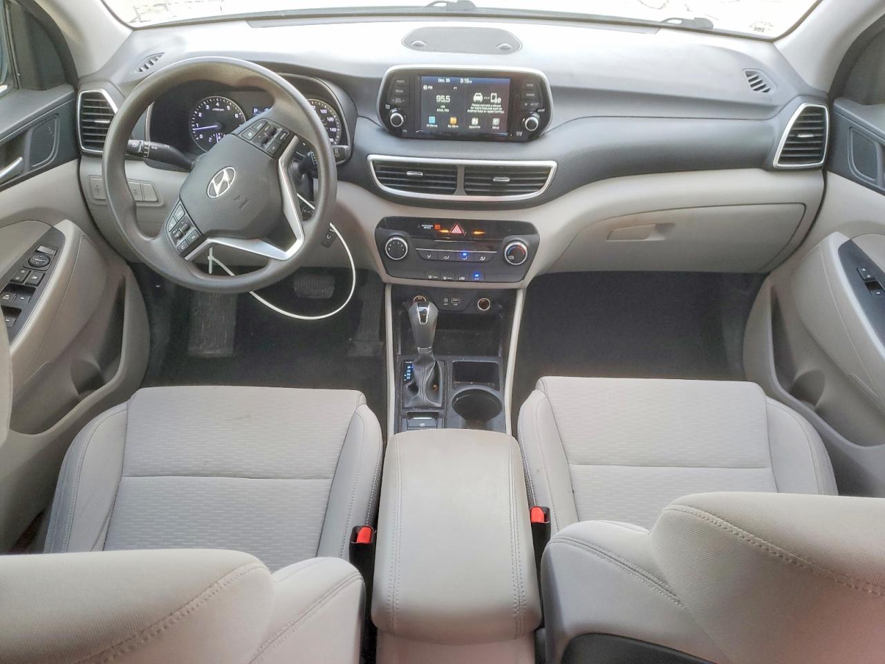 2019 HYUNDAI TUCSON SE photo 8