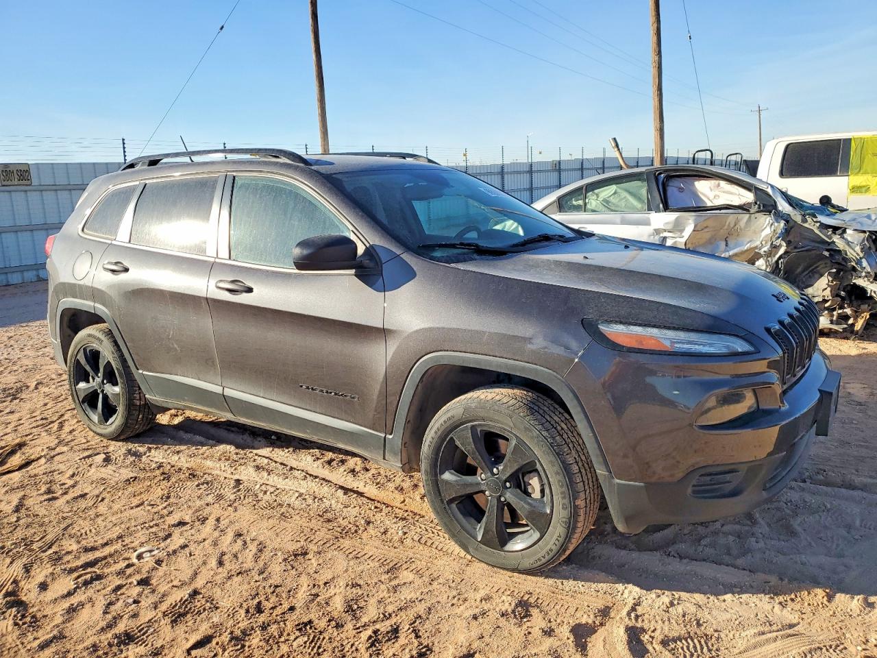 2017 JEEP CHEROKEE SPORT photo 4