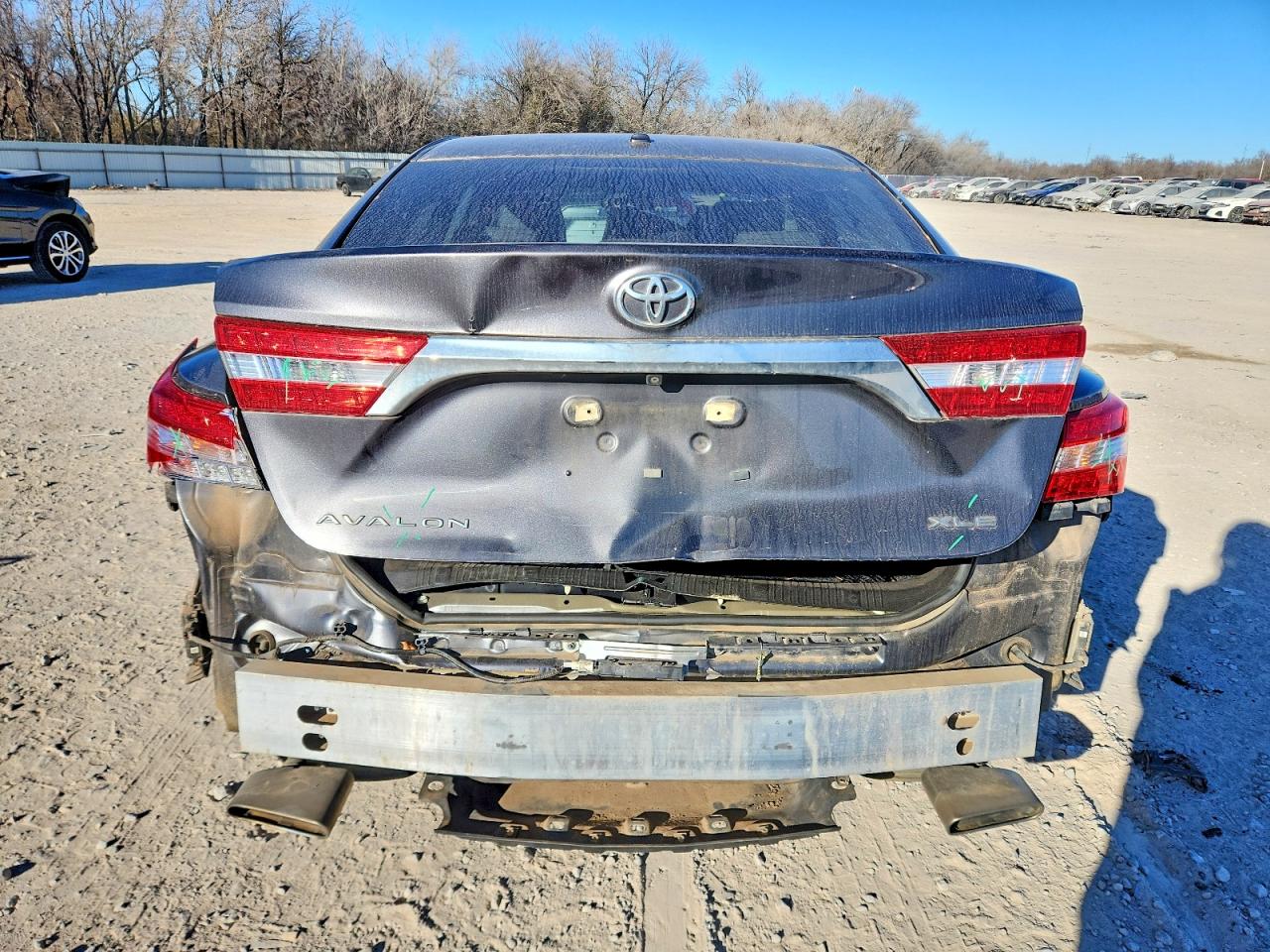 2013 TOYOTA AVALON BASE photo 6