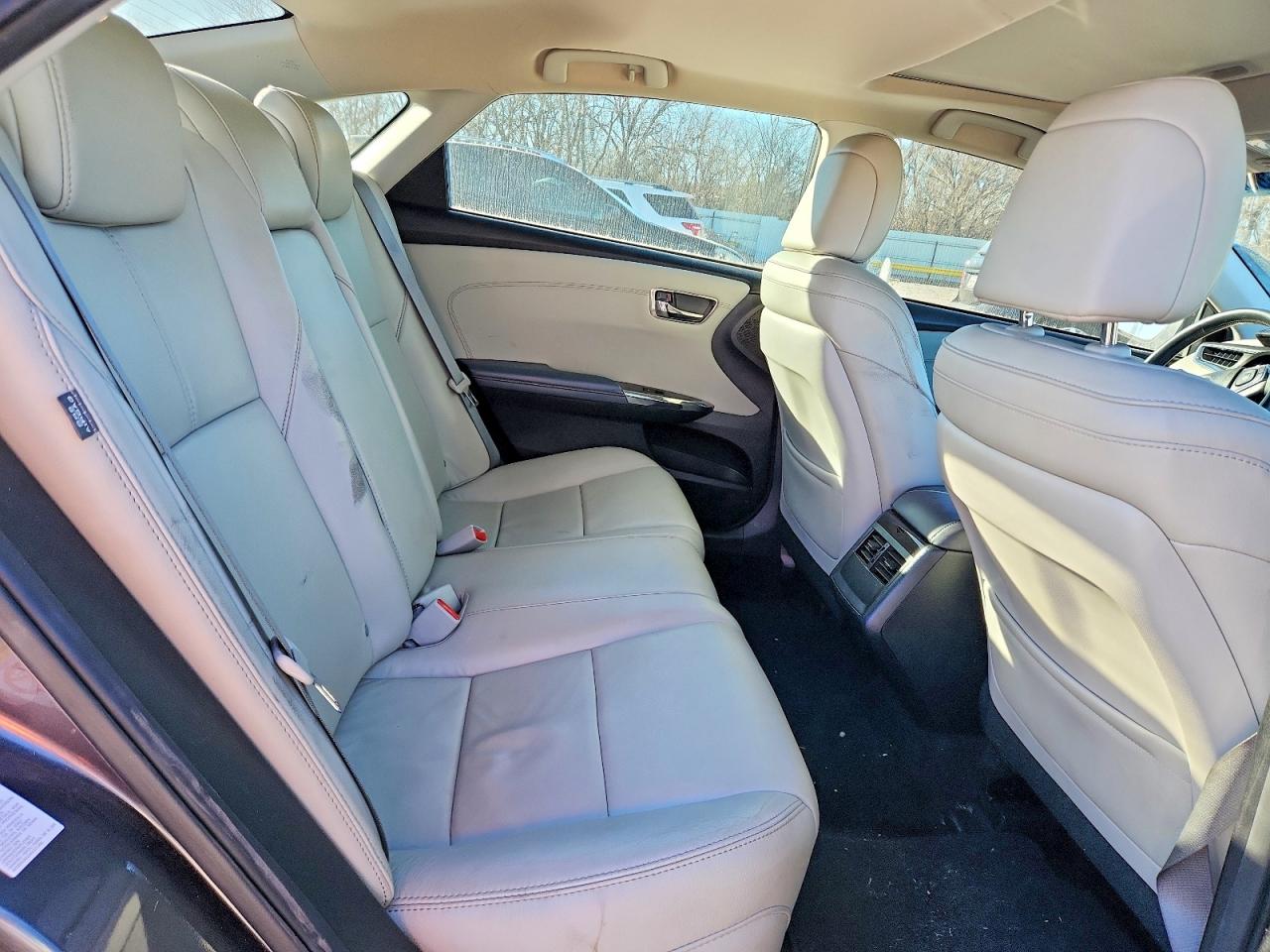 2013 TOYOTA AVALON BASE photo 10