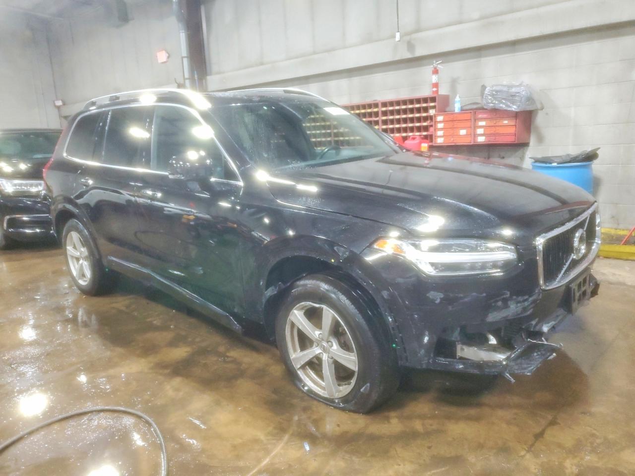 2019 VOLVO XC90 T5 MOMENTUM photo 4