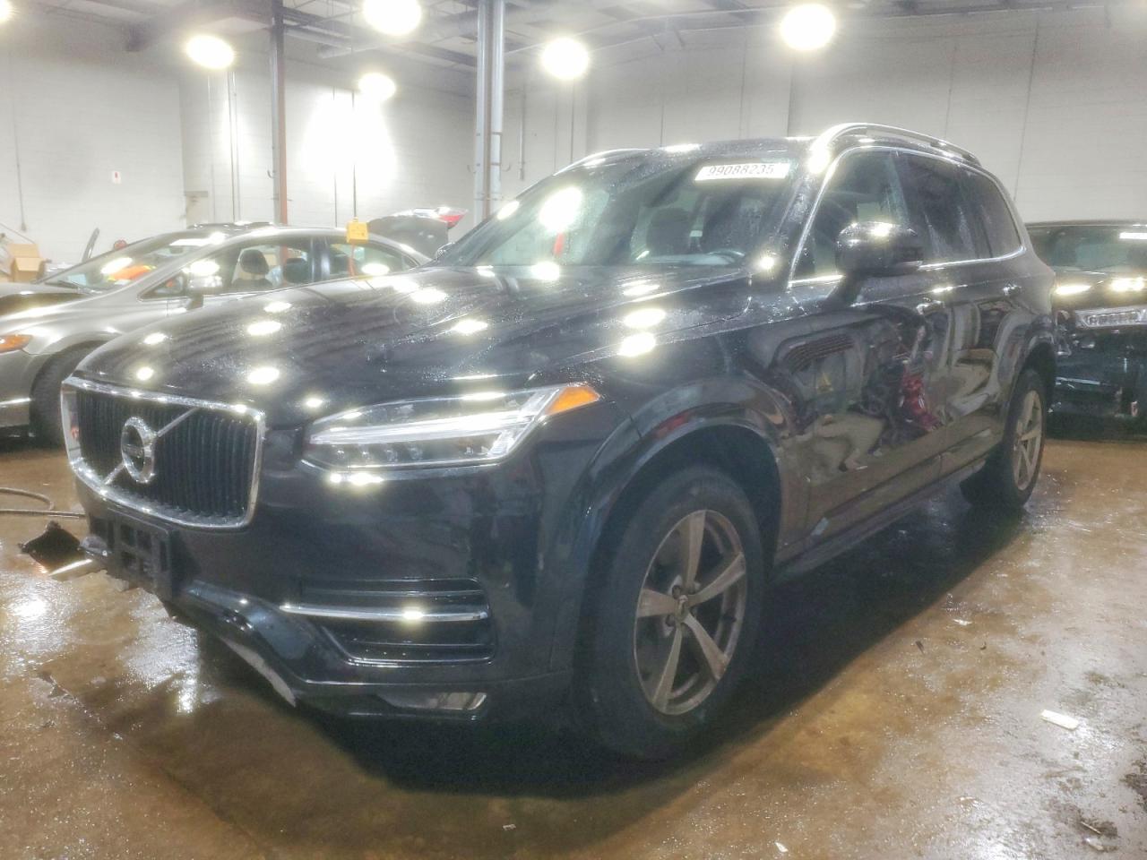 2019 VOLVO XC90