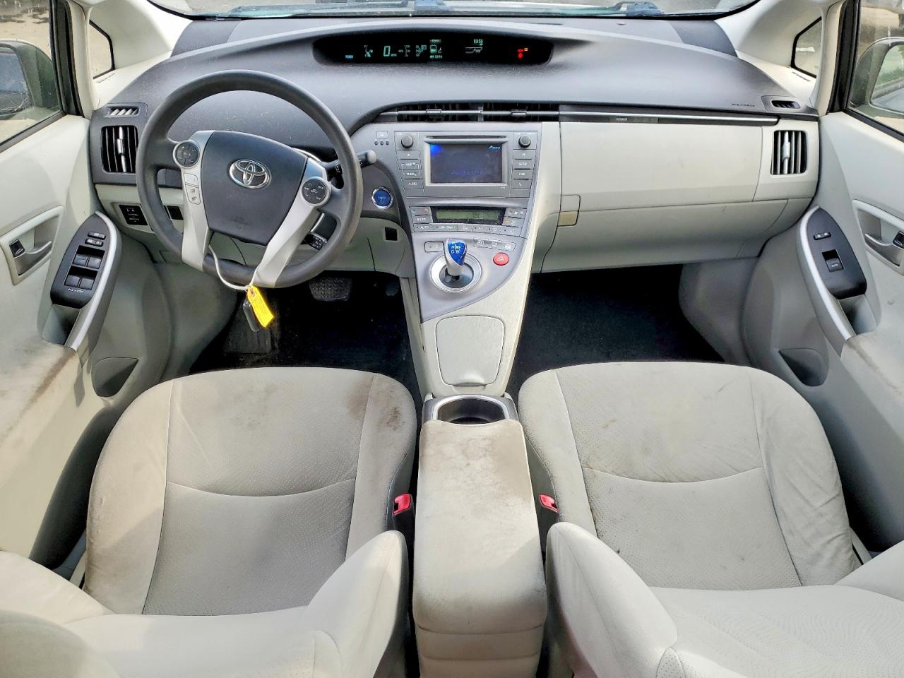 2012 TOYOTA PRIUS photo 8