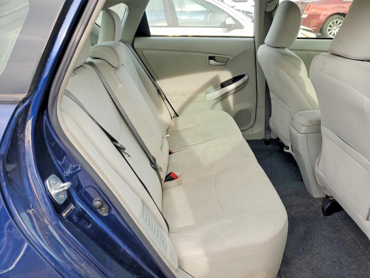 2012 TOYOTA PRIUS photo 10