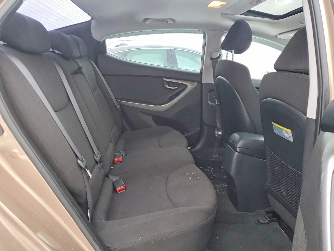 2016 HYUNDAI ELANTRA SE photo 10