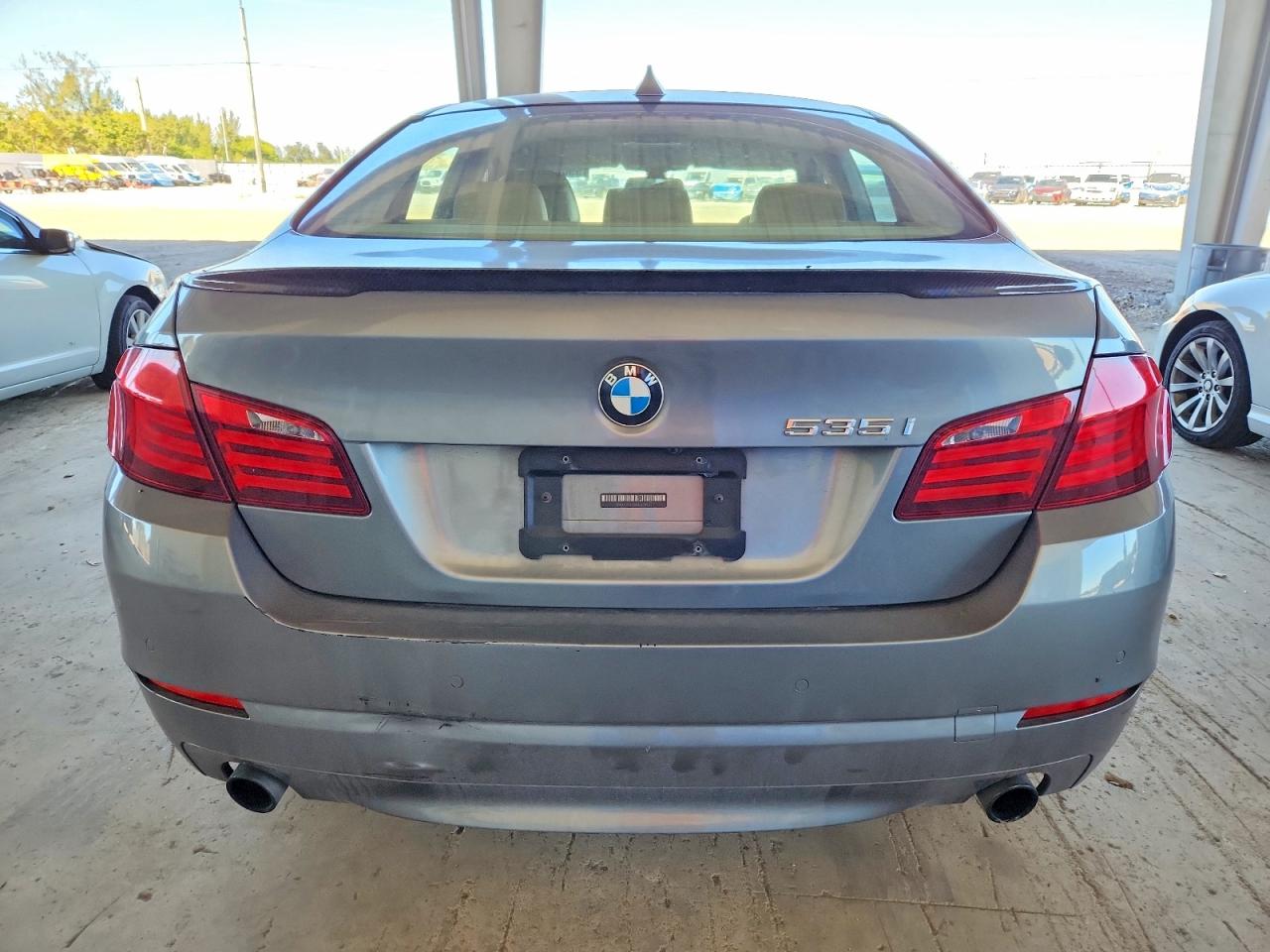 2011 BMW 535 I photo 11