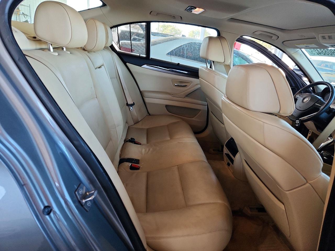 2011 BMW 535 I photo 19