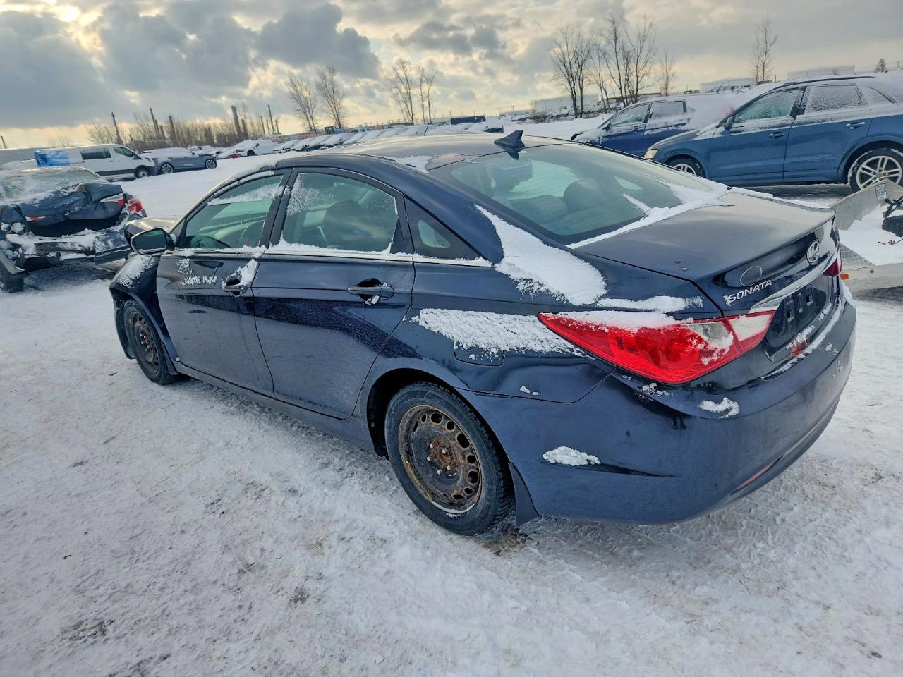 2013 HYUNDAI SONATA GLS photo 2