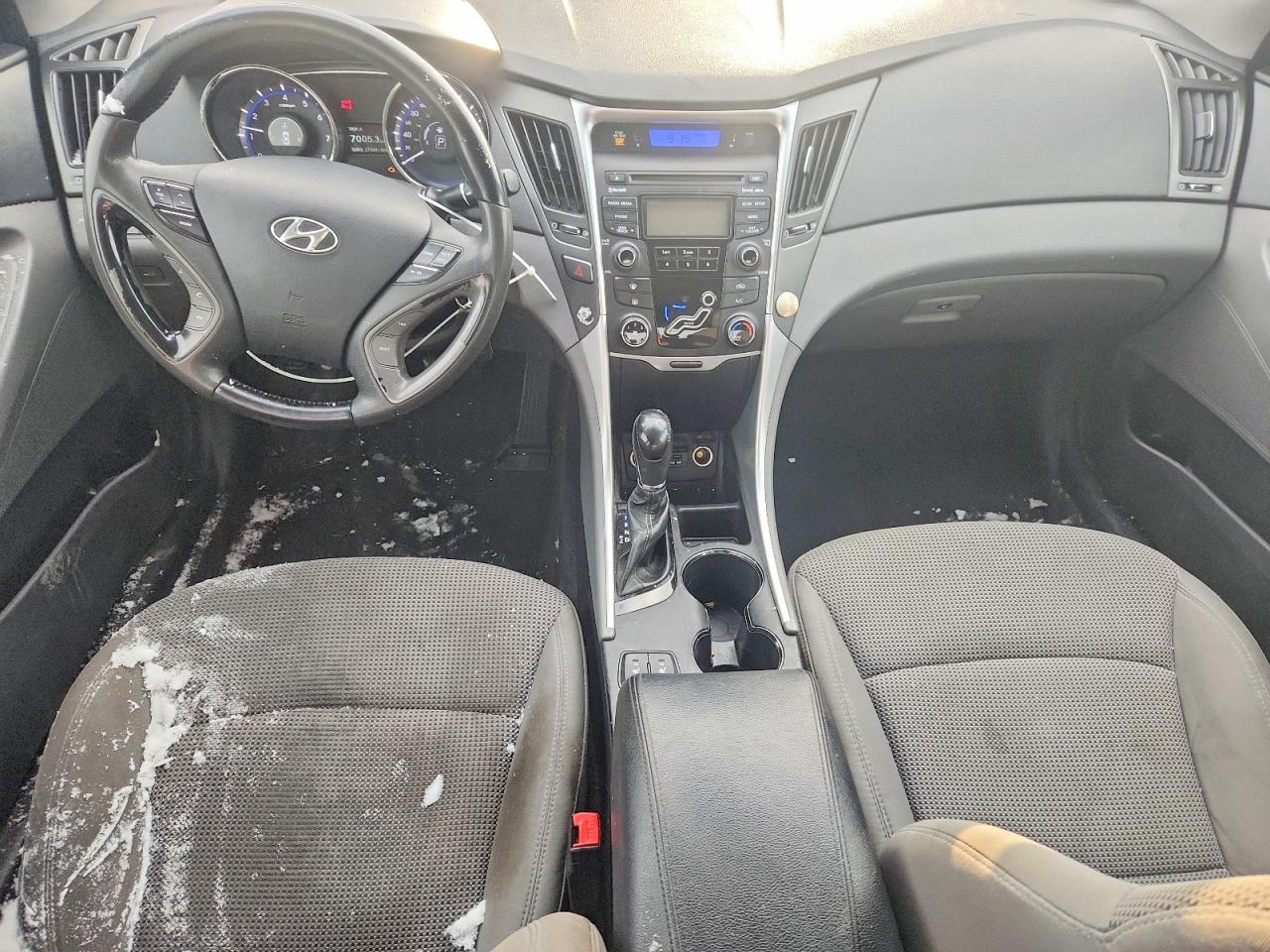 2013 HYUNDAI SONATA GLS photo 8
