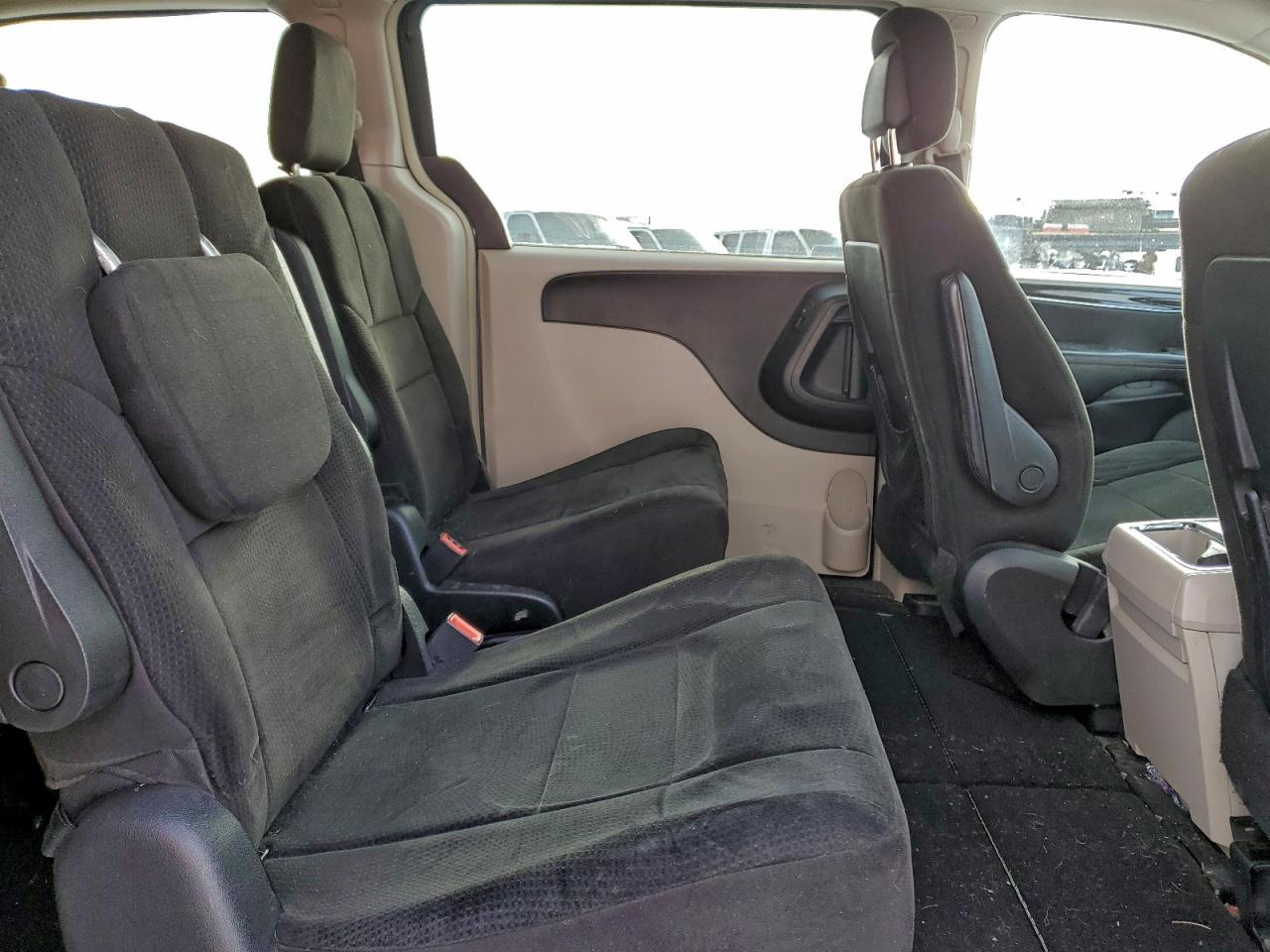 2012 CHRYSLER TOWN & COUNTRY TOURING photo 11