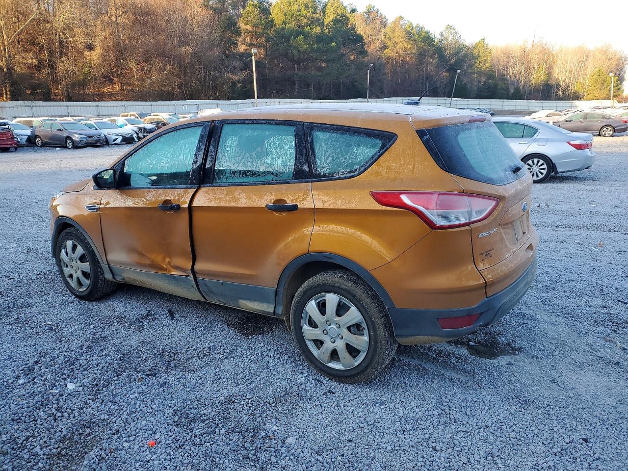 2016 FORD ESCAPE S photo 2