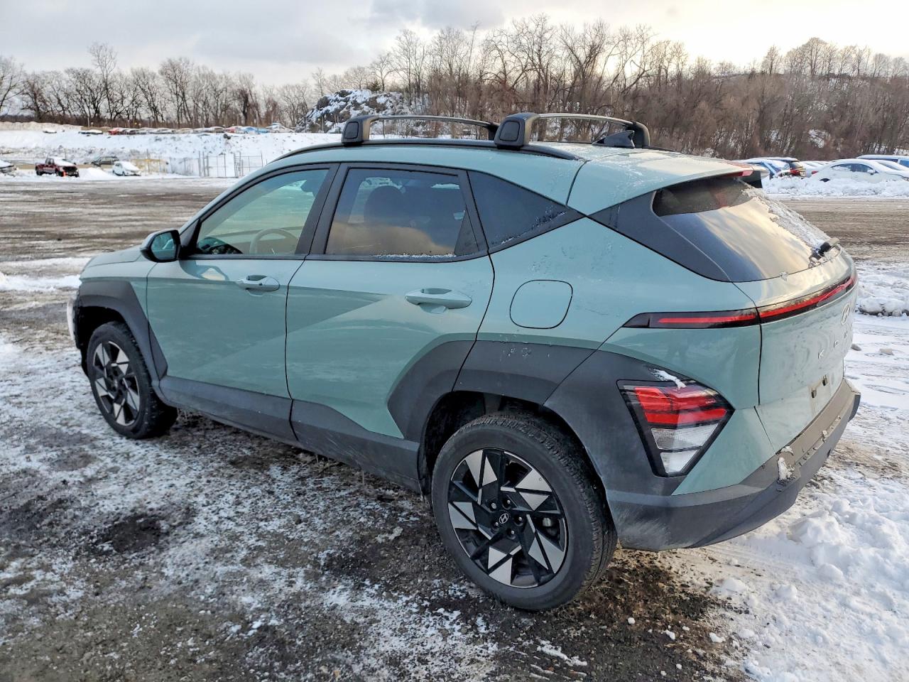 2025 HYUNDAI KONA SEL photo 3